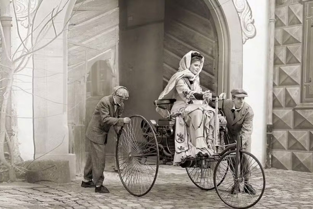 Bertha Benz: a história da primeira mulher a pilotar e viajar com um automóvel