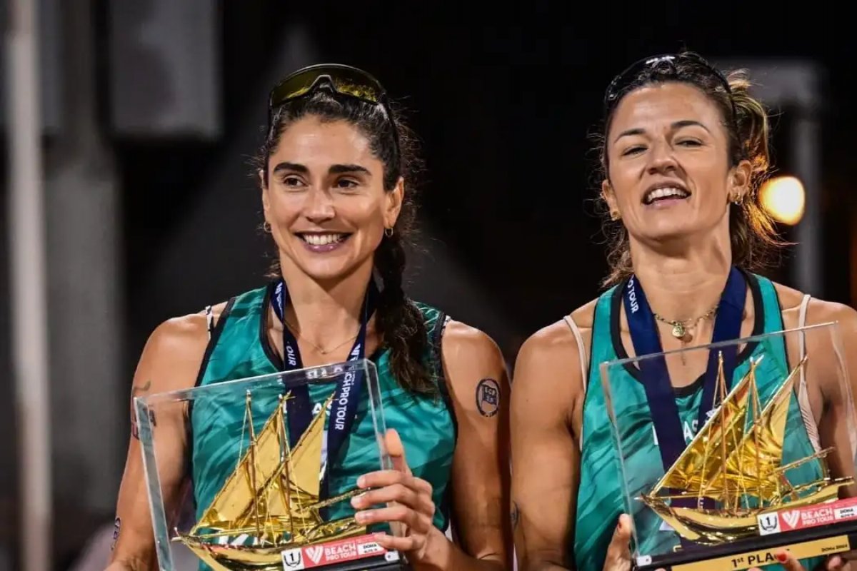 Bárbara e Carol são campeãs da etapa de Doha e se aproximam de Paris
