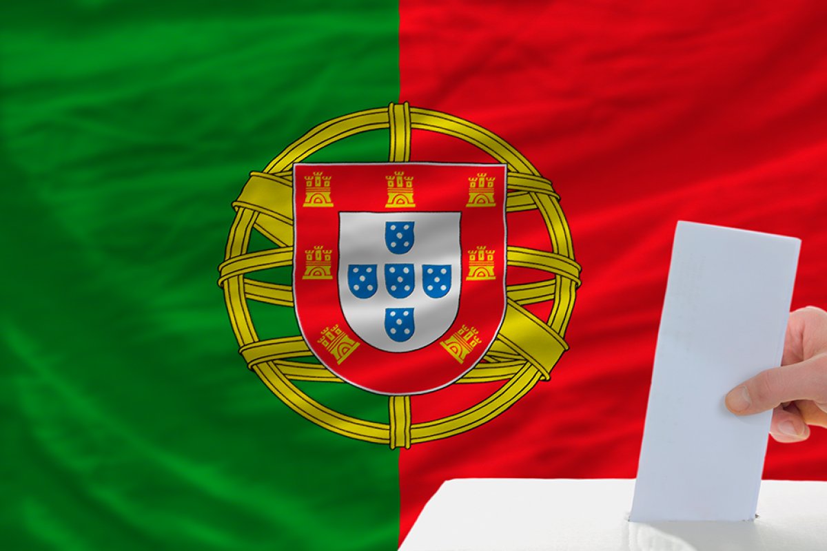Direita vence socialistas em disputa acirrada em Portugal, e ultradireita mostra força 