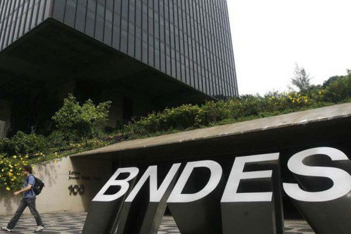 BNDES contará com R$2 bilhões em crédito para ajudar agro por quebra de safra
