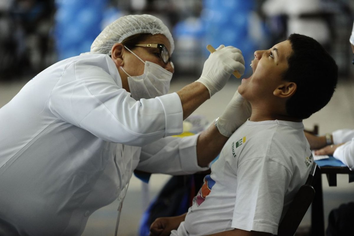 Prazo para envio de sugestões sobre a saúde bucal do brasileiro termina na sexta-feira (17)