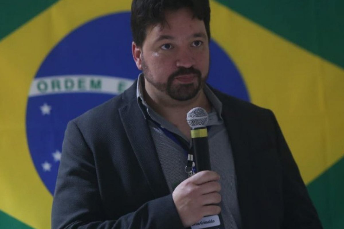 Vídeo: "Essas eleições serão as mais sujas da história do Brasil", diz Sílvio Grimaldo 