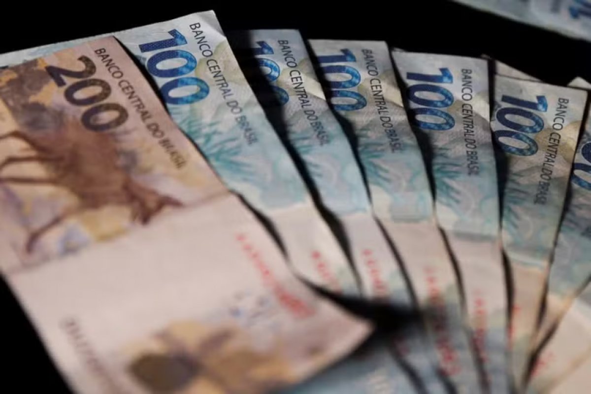 Mais de 2 milhões de pessoas vão receber '13º do INSS' antecipado na Bahia 
