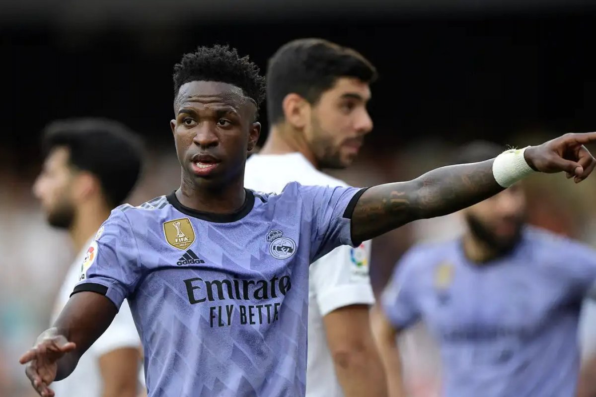 Itamaraty se posiciona depois de novos ataques racista contra Vinicius Jr 