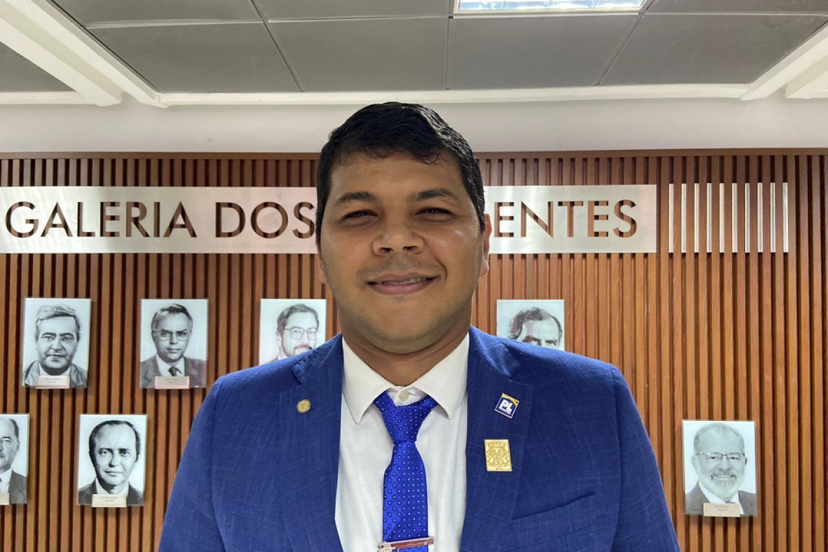 ''Resta somente narrativas e acusações infundadas'', afirma Diego Castro em defesa de Bolsonaro