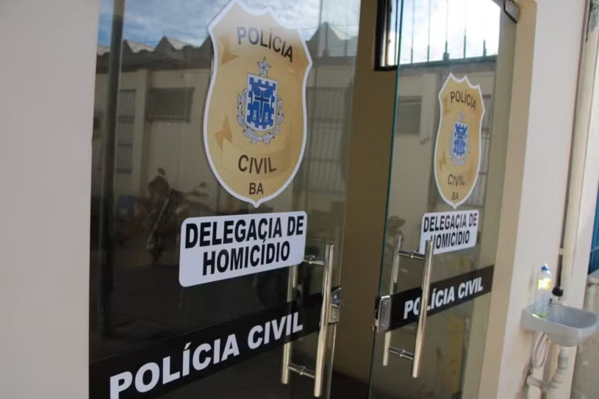 Corpo de mulher é achado dentro de quarto de hotel em Salvador