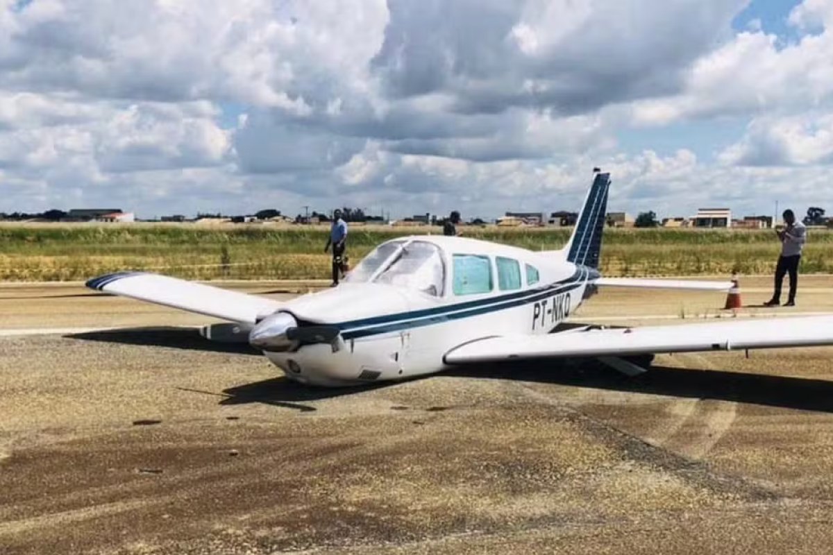 Avião de pequeno porte faz pouso emergencial após pane elétrica 