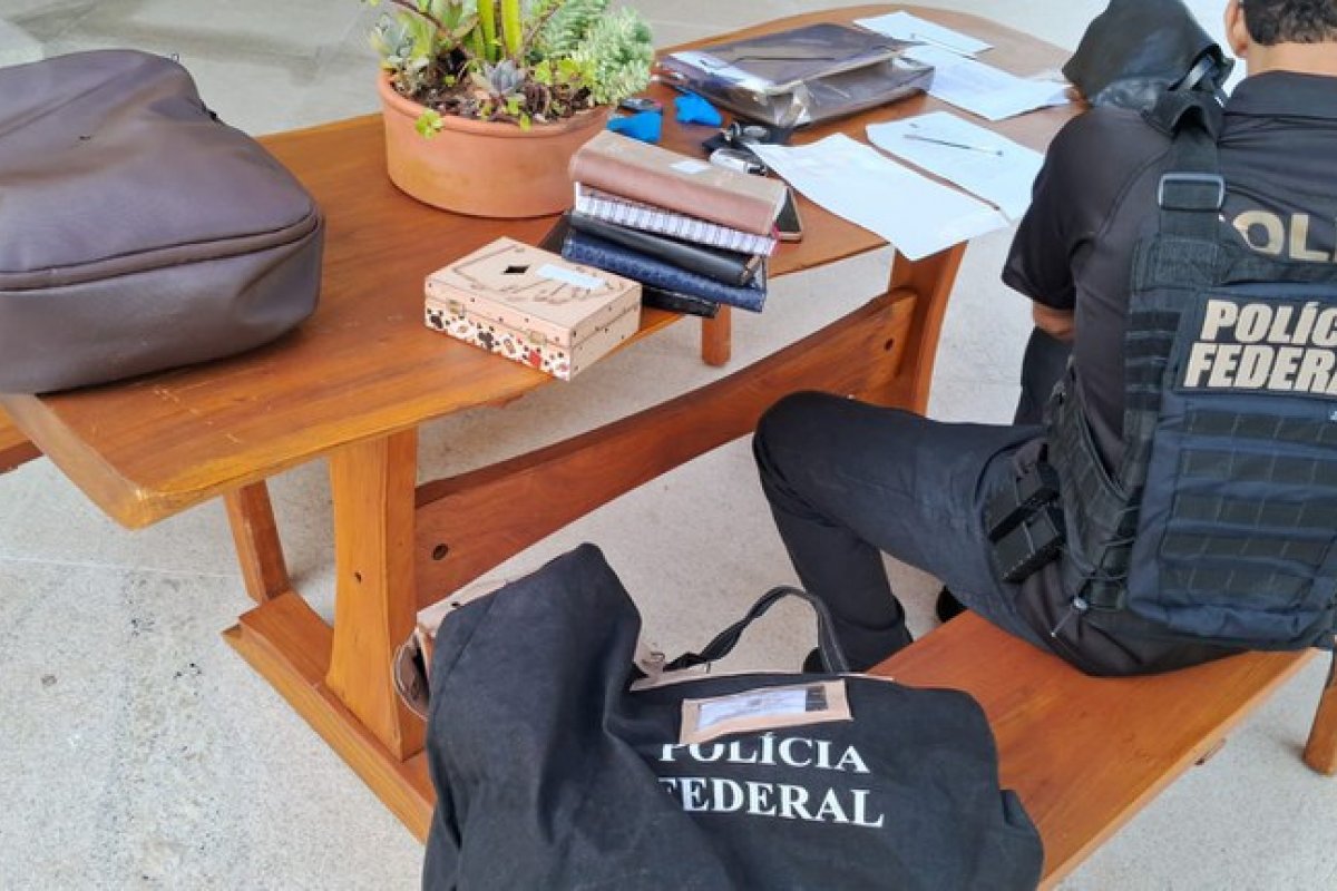 Operação da PF investiga superfaturamento em compras emergenciais de equipamentos para combater a covid-19