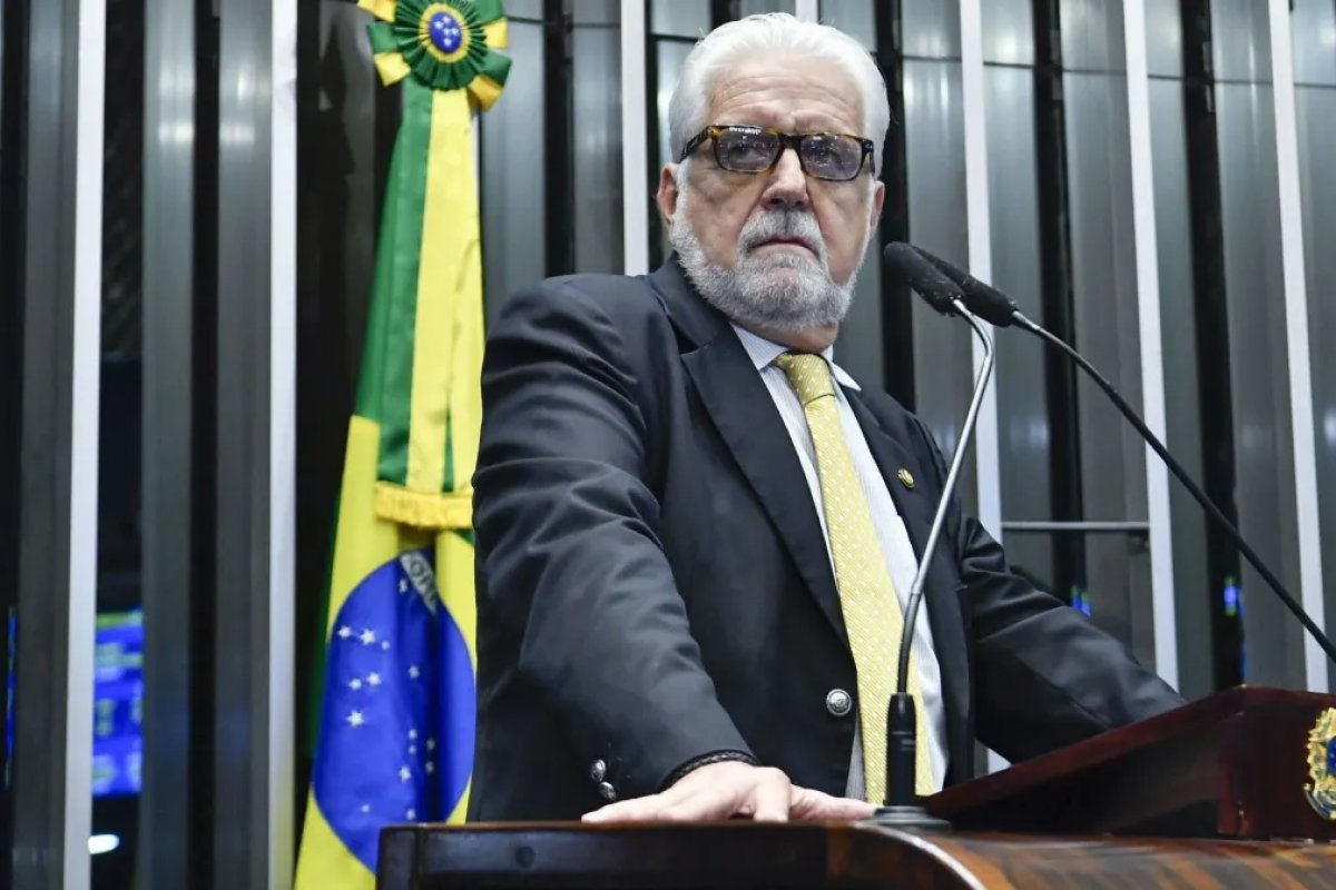 Líder do governo no Senado, Jaques Wagner é favorável a sanção da PL das saidinhas 