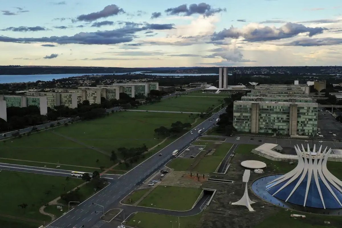 Governo anuncia bloqueio de R$ 2,9 bilhões no Orçamento de 2024 