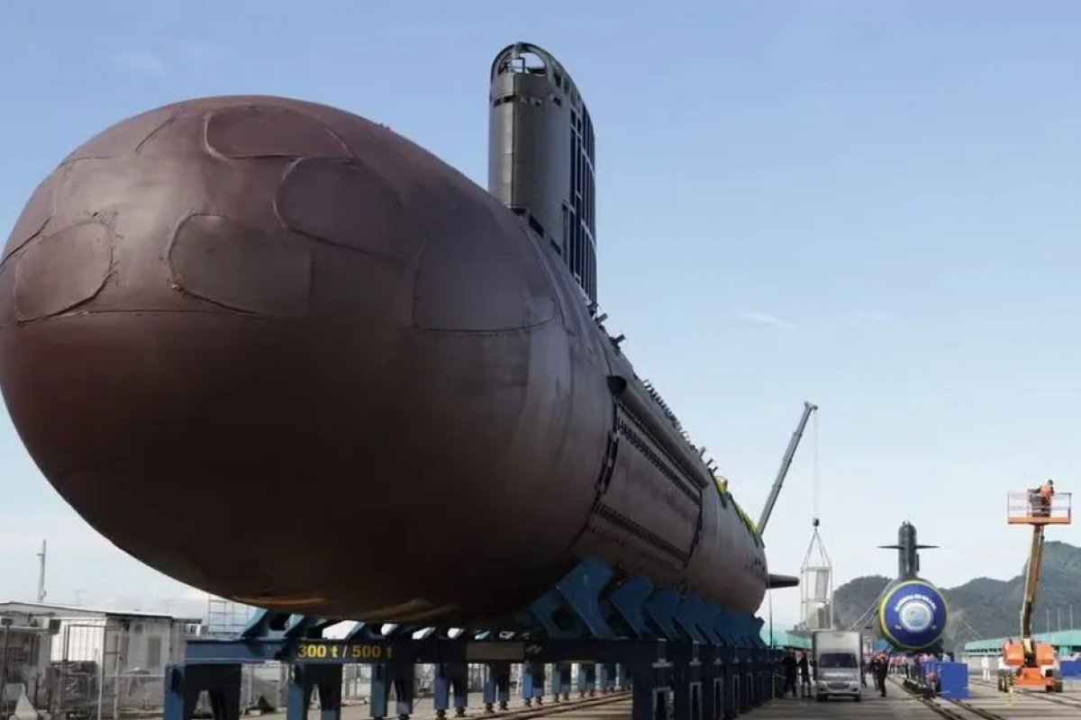 Submarino construído no Brasil será lançado na próxima semana pela Marinha 