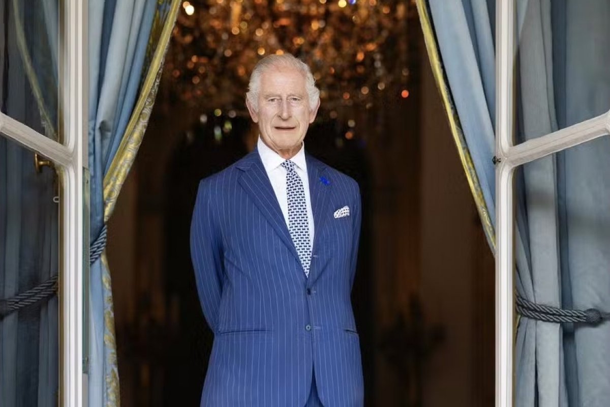 Rei Charles III se diz “muito orgulhoso” de Kate por coragem 