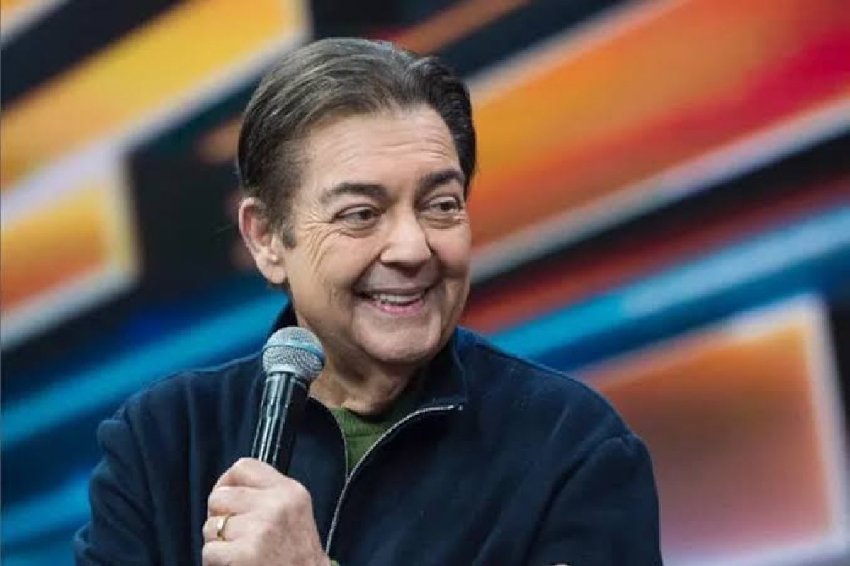 Faustão segue internado e respira sem ajuda de aparelhos!