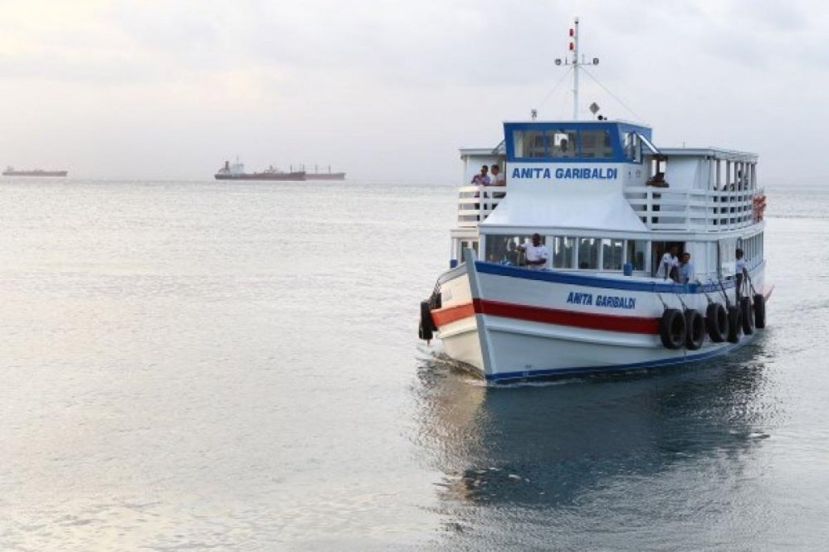 Lanchas da travessia Salvador-Mar Grande cumprem saídas a cada meia hora dos terminais 