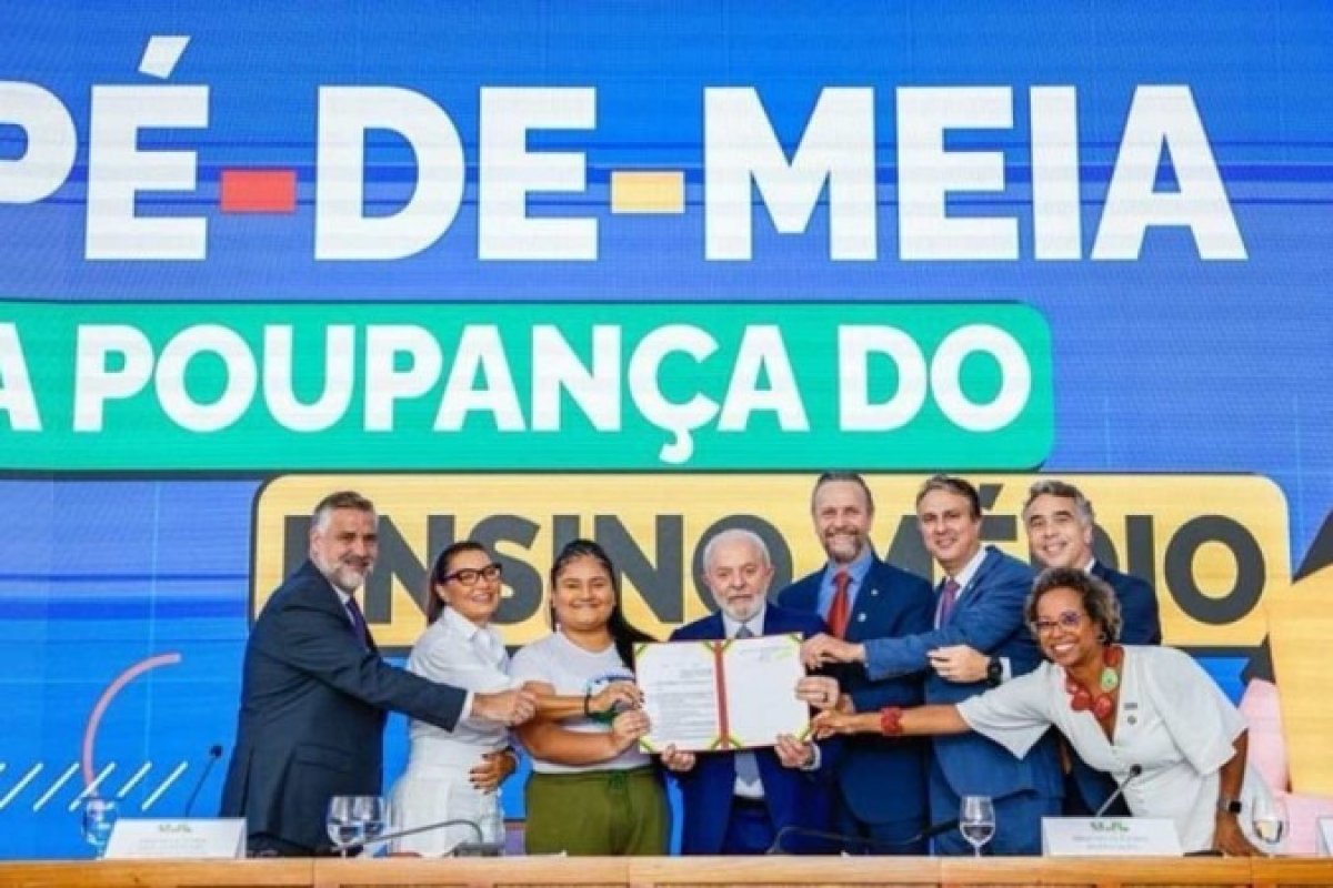 Governo federal anuncia pagamento da 1ª parcela do programa Pé-de-Meia 