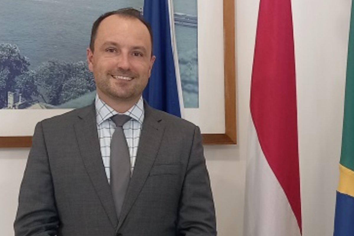 Itamaraty pede explicação de embaixador da Hungria sobre visita de Bolsonaro 