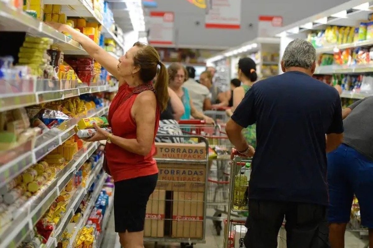 Prévia da inflação: IPCA-15 desacelera 0,23% na Região Metropolitana de Salvador 