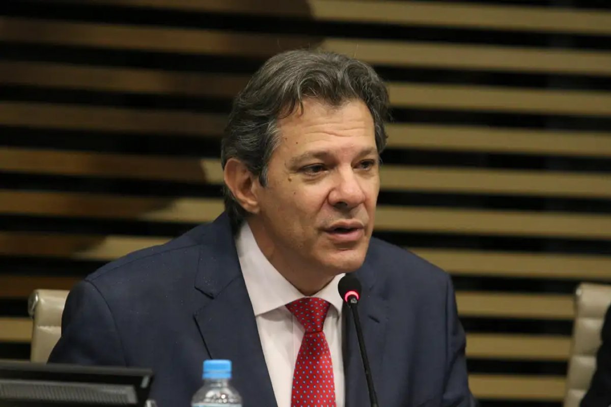 Governo propõe abatimento das dívidas de estados com União em troca de investimentos em educação