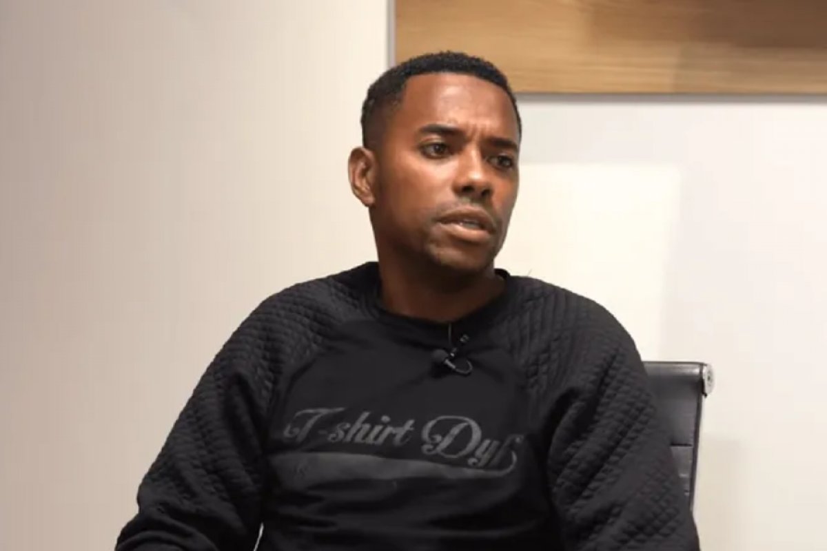 Confiante em soltura, Robinho diz que passará a Páscoa em casa, segundo agentes