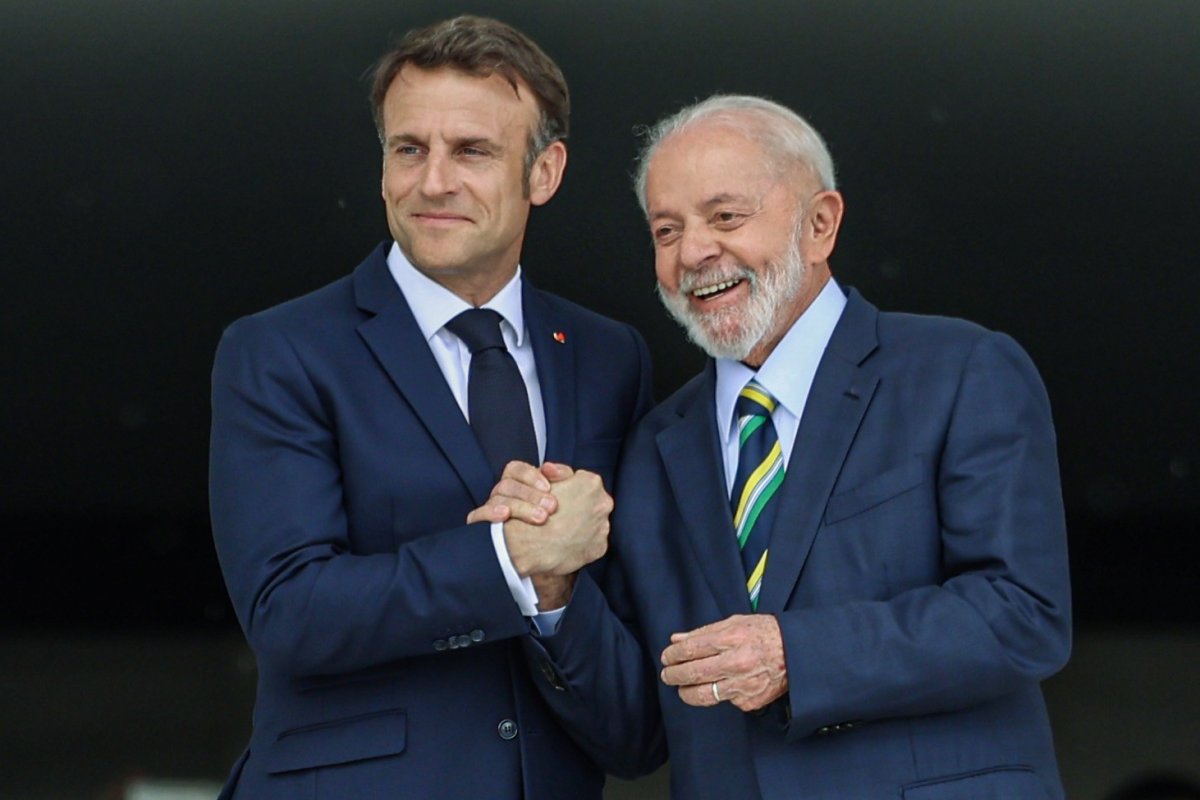 ''Nosso compromisso com o meio ambiente não é retórico'', diz Lula em agenda com Macron