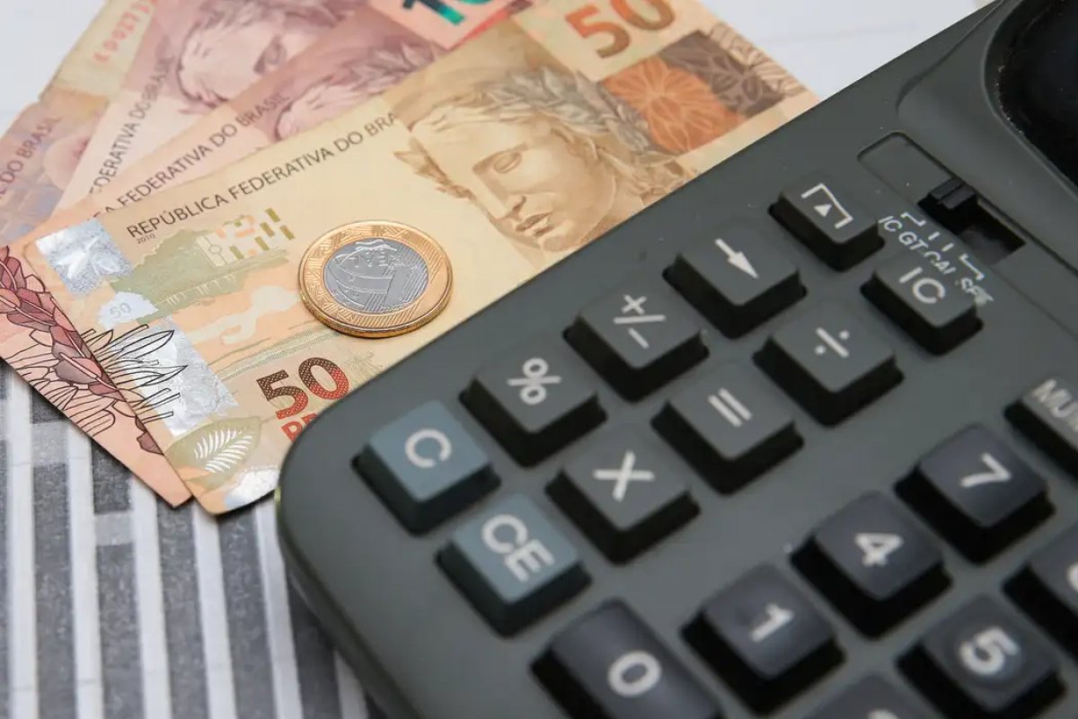 Ano deve terminar com inflação oficial em 4%, aponta Ipea 