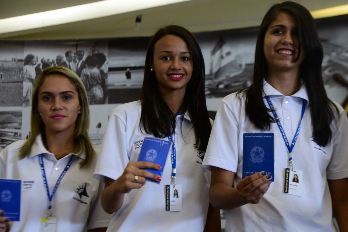 País emprega mais de 500 mil jovens aprendizes, mas tem capacidade para 1 milhão