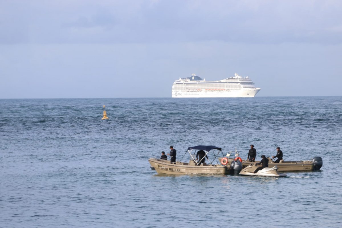 Casal preso em navio de cruzeiro transportando cocaína para Espanha é liberado