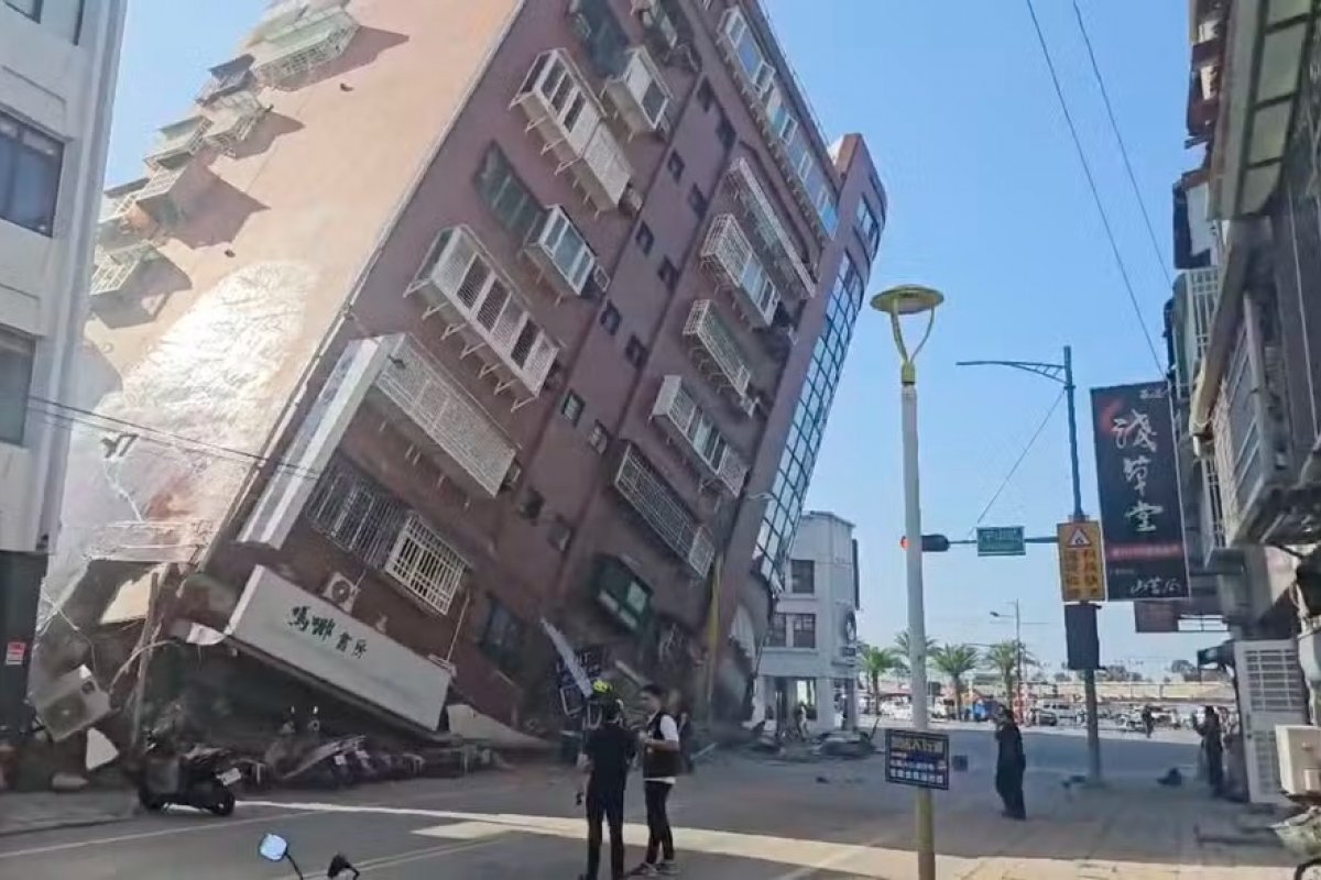 Terremoto em grande escala em Taiwan deixa 9 mortos e mais de 800 feridos
