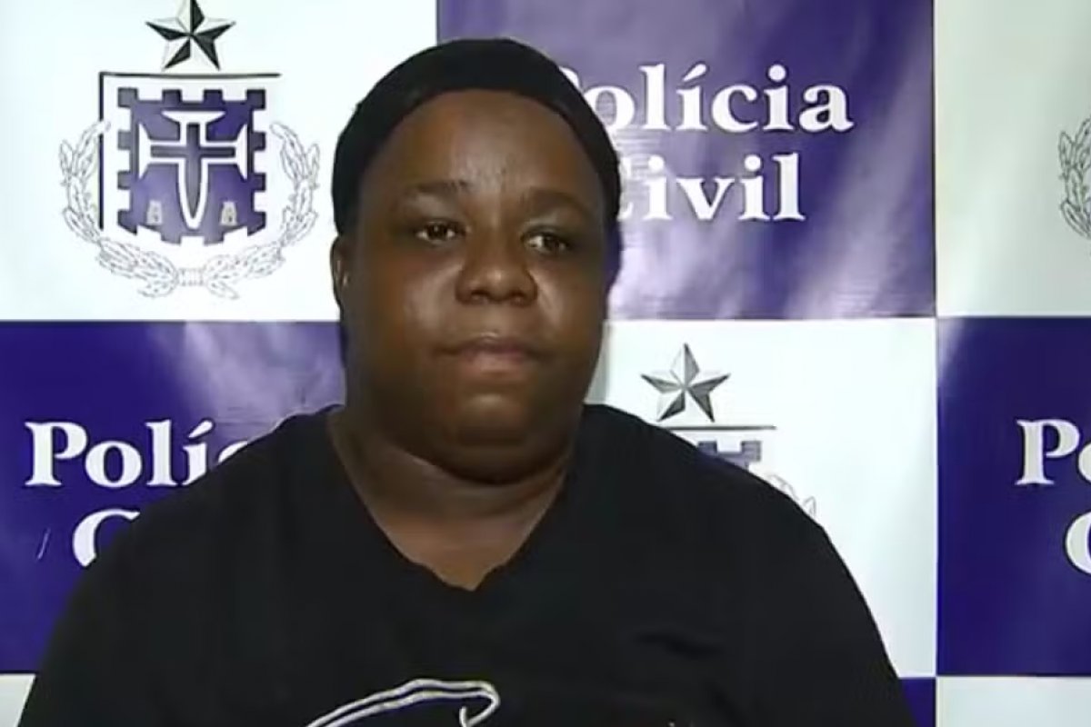 Mulher acusada de envenenar mãe e duas crianças na Bahia ganha prisão domiciliar da Justiça 