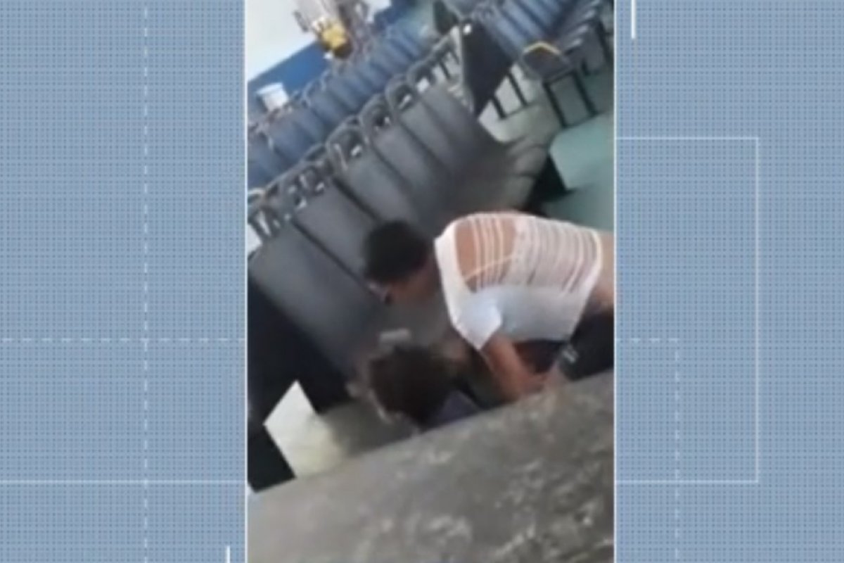 Homem morre em confronto com a polícia no terminal do Ferry-Boat, em Salvador