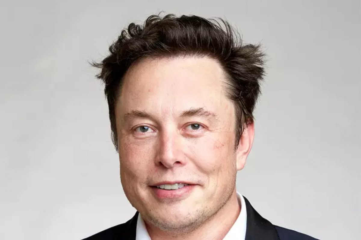 Elon Musk desafia Alexandre de Moraes e diz que vai violar decisões da Justiça brasileira