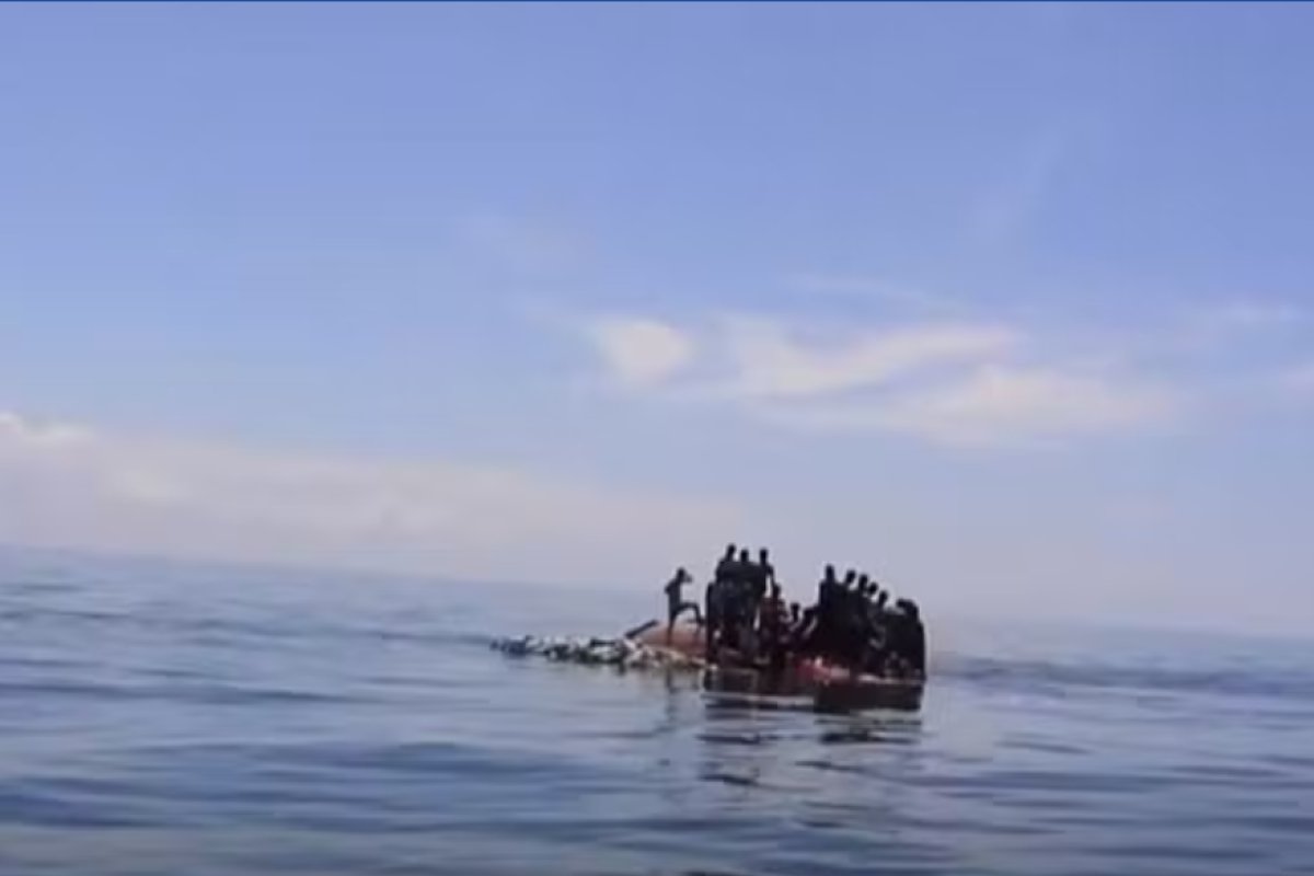 Barco de pesca com superlotação naufraga e deixa mais de 90 pessoas mortas em Moçambique 
