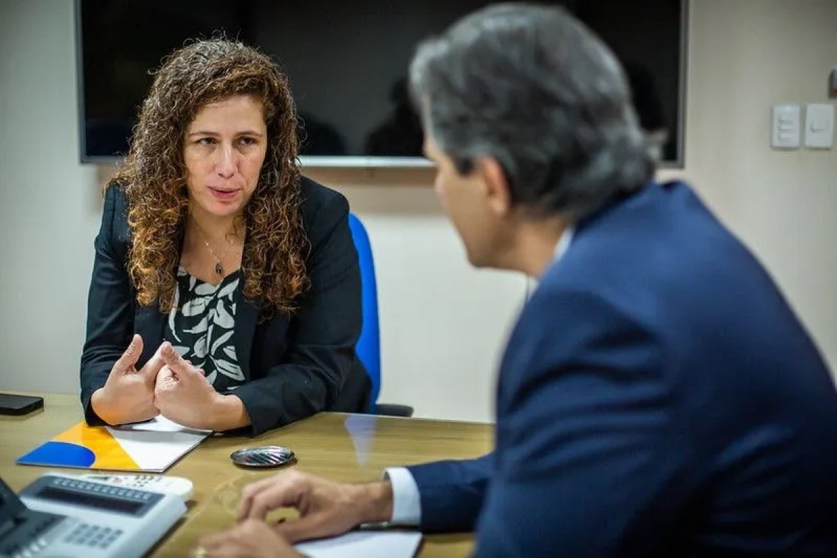 Planalto marca reunião extraordinária com servidores para conter possível greve geral 