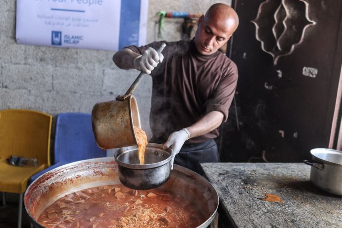 Ajuda alimentar enviada para Gaza tem “três vezes mais chances de ser negada por Israel”, aponta representante da ONU 