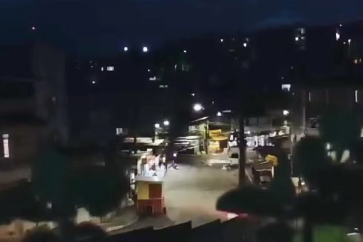 Homem é morto dentro de casa vítima de bala perdida no subúrbio de Salvador 