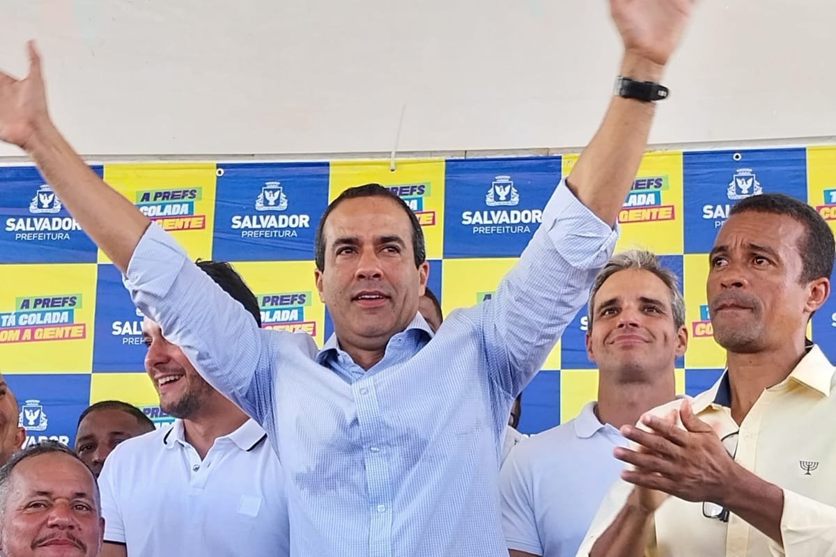 Chuva em Salvador: Bruno Reis promete auxílio emergencial de R$ 4.236 para prejudicados 