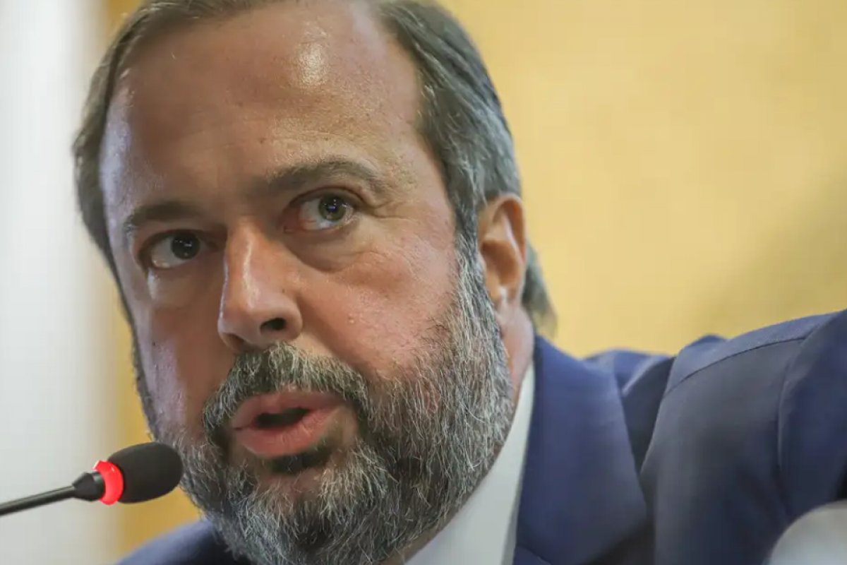 Governo vai recorrer de decisão que afastou presidente do conselho da Petrobras, diz Silveira