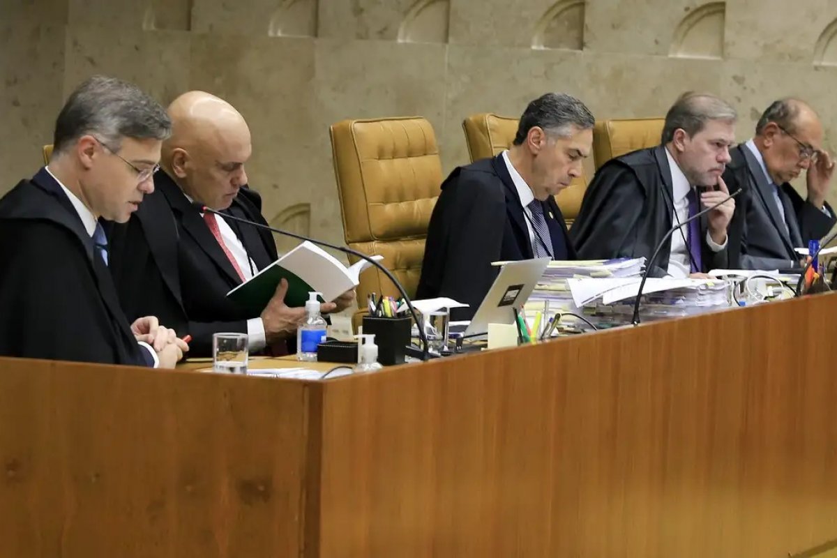 STF se vê sob ataque, e ministros recorrem a Lula por apoio