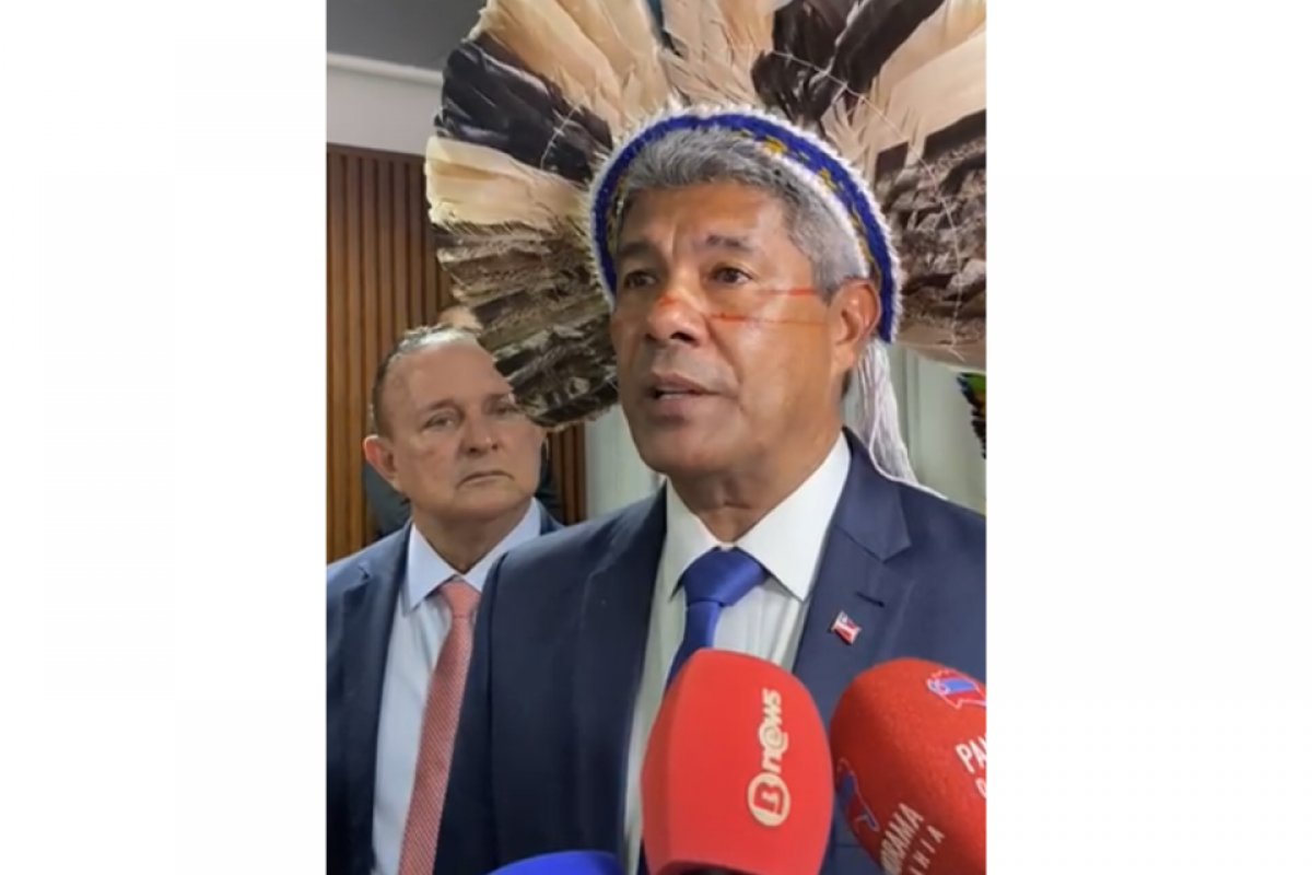 Vídeo: Jerônimo rebate Bruno Reis e diz que VLT e ponte são projetos que preocupam ele