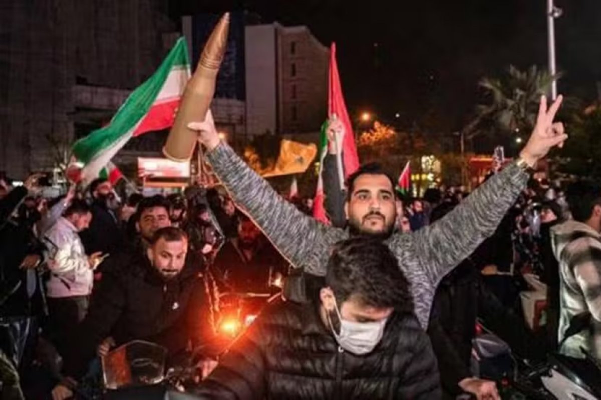 Irã não tem planos para retaliação imediata após ataques de Israel