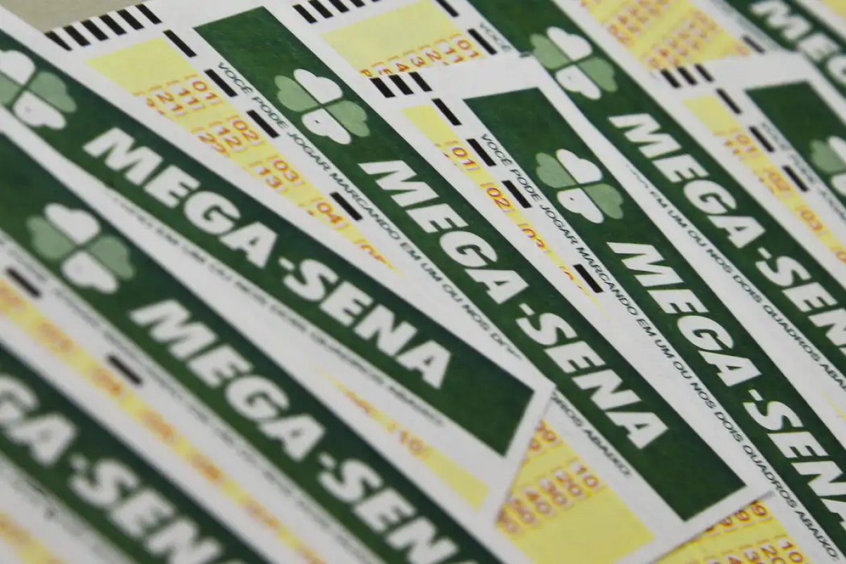 Mega-Sena sorteia neste sábado prêmio acumulado em R$ 100 milhões