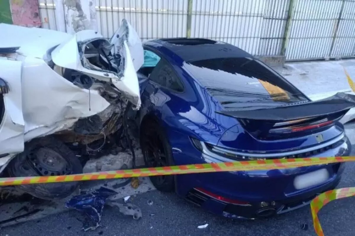 Laudo conclui que Porsche estava a 156 km/h antes de acidente que deixou motorista de aplicativo morto 