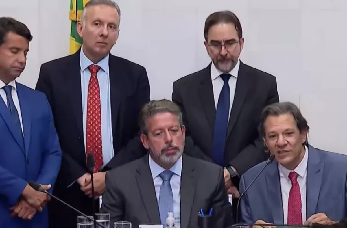 Vídeo: Com reforma tributária, Haddad estima queda na alíquota dos impostos de consumo 