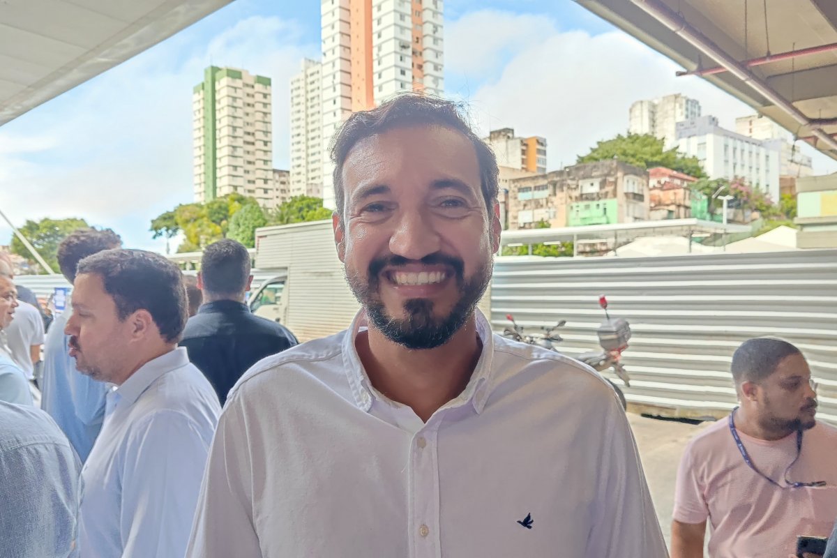 Queda de galhos e árvores já totalizam mais de 130 ocorrências em Salvador, diz secretário 