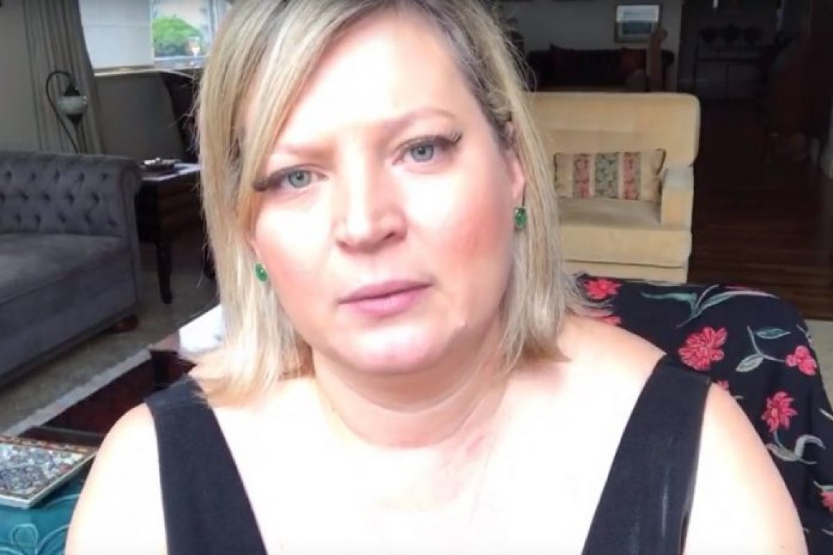 “Botequeiro de quinta categoria” diz Joice Hasselmann sobre Bolsonaro 