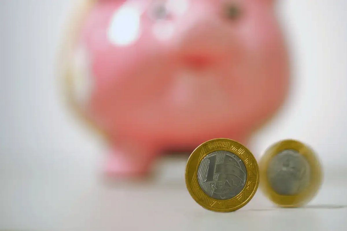 Planejamento financeiro passa por mudança no estilo de vida, diz especialista
