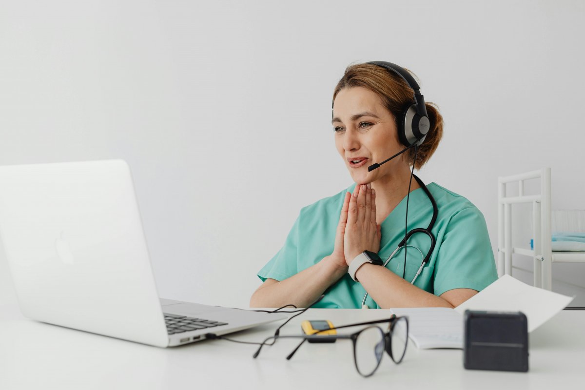 Telemedicina: modelo cresce com integração no SUS, inteligência artificial e expansão na rede privada