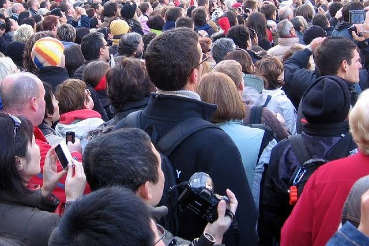População mundial chegará a 9,9 bilhões em 2054
