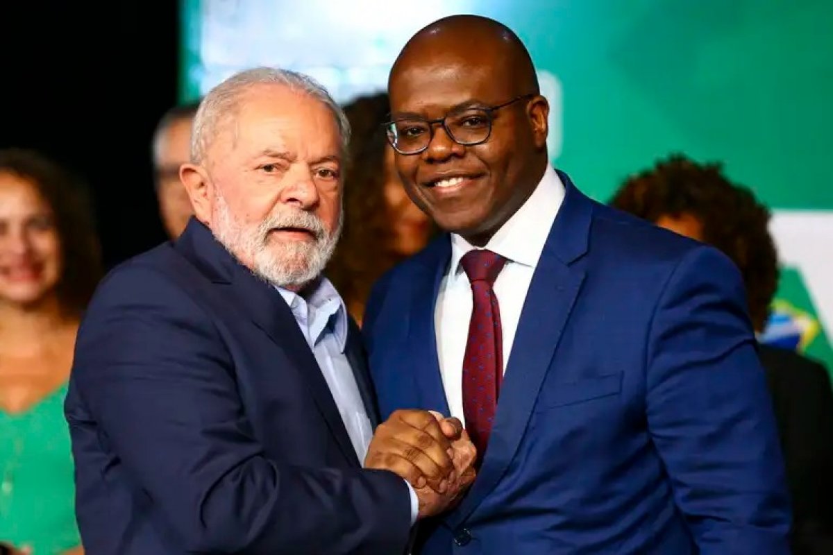 Ministério de Direitos Humanos afirma que já preparou retomada da Comissão de Mortos e Desparecidos, sem decisão de Lula