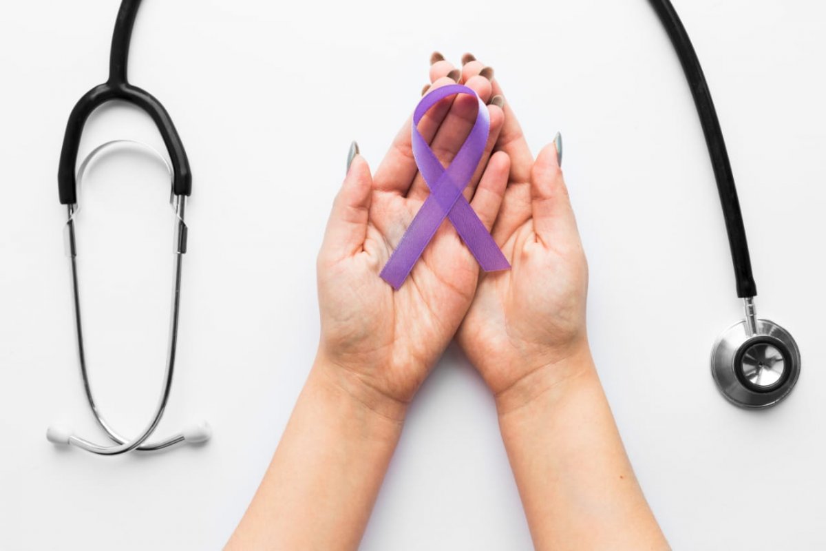 Maio Roxo: especialista faz alerta para doenças inflamatórias intestinais! 